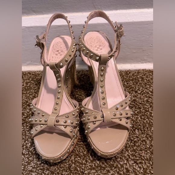 Vince Camuto Shoes - Vince Camuto Tamblyn Studded T-Strap Wedge Sandals Size 6.5M